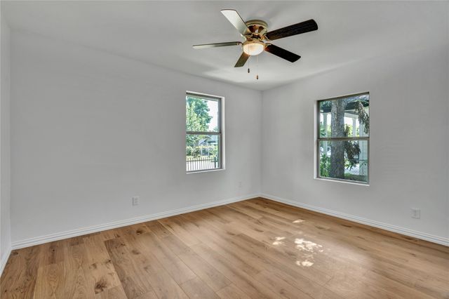 1220 Bessie Street, Fort Worth, TX 76104