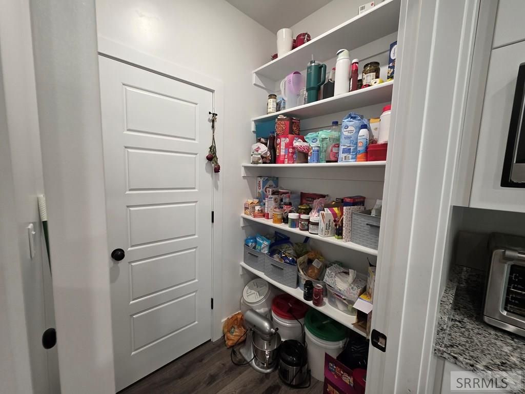 Image 15 of property listing at 289 Hummingbird Way # 13, Sugar City, ID 83448