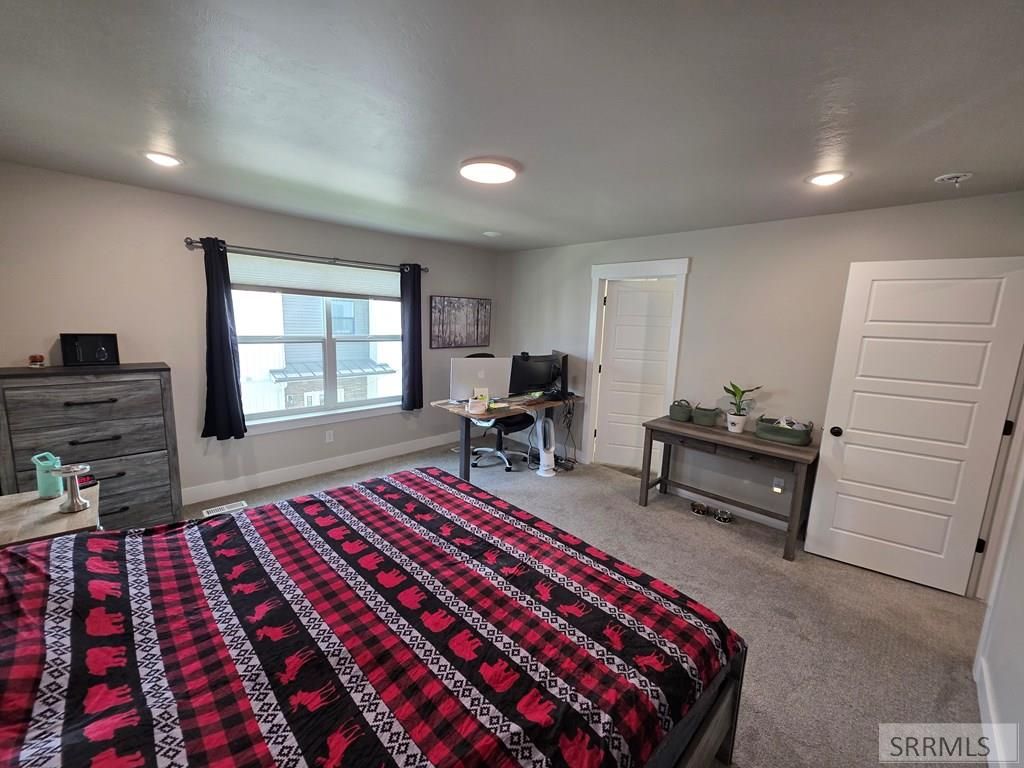 Image 38 of property listing at 289 Hummingbird Way # 13, Sugar City, ID 83448
