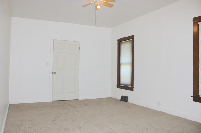 201 Emerson Avenue NE, Renville, MN 56284