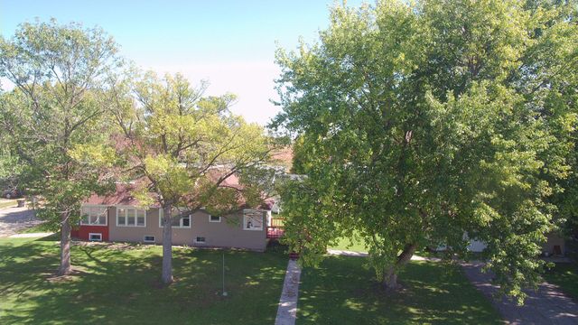 201 Emerson Avenue NE, Renville, MN 56284