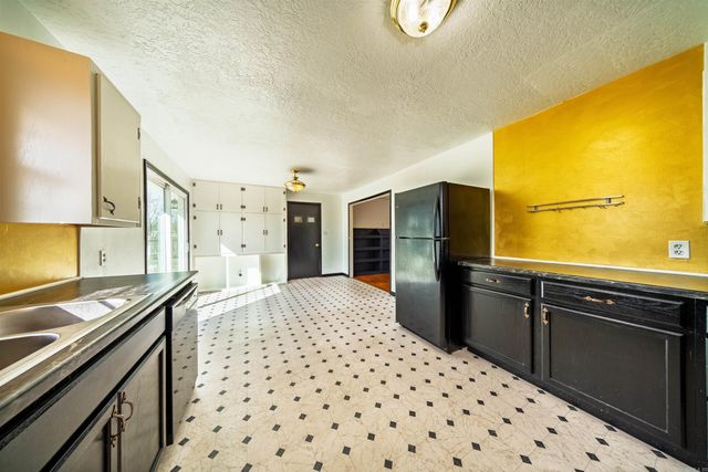 713 Circle Drive, Cave City, AR 72521