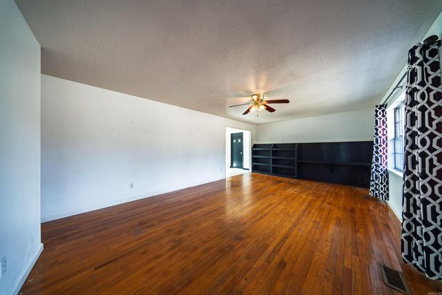 713 Circle Drive, Cave City, AR 72521