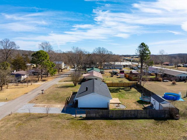 713 Circle Drive, Cave City, AR 72521