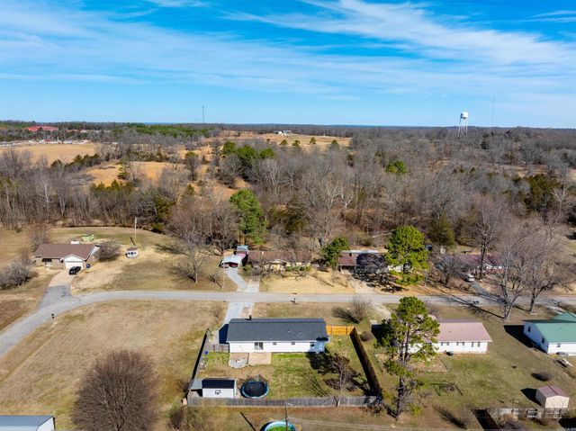 713 Circle Drive, Cave City, AR 72521