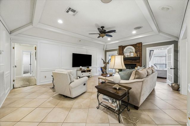 1907 Timber Creek Drive, Pearland, TX 77581