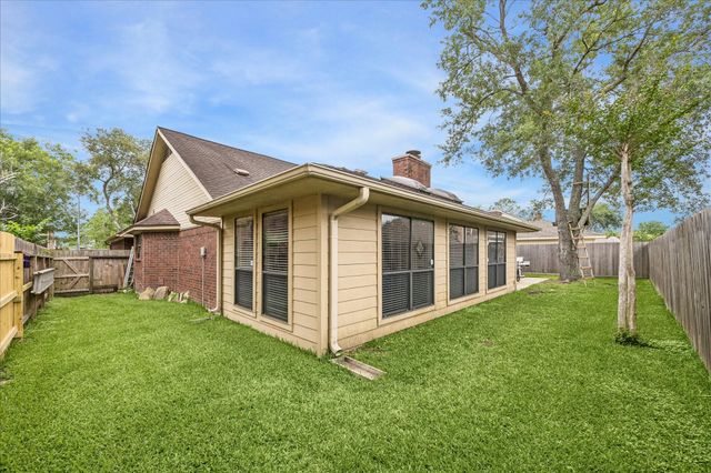 1907 Timber Creek Drive, Pearland, TX 77581