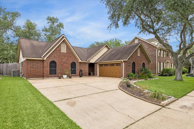 1907 Timber Creek Drive, Pearland, TX 77581