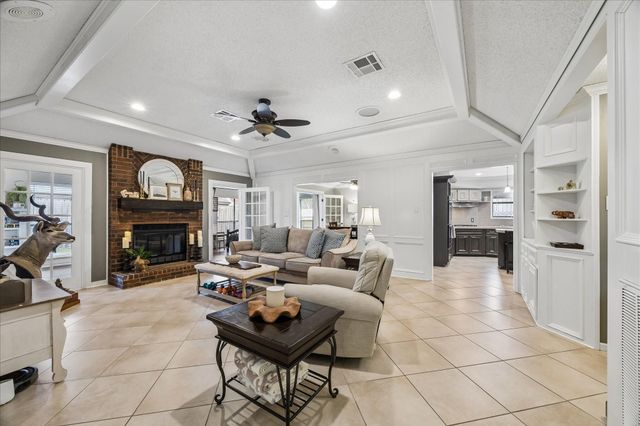 1907 Timber Creek Drive, Pearland, TX 77581