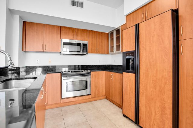 233 S Federal Highway 623, Boca Raton, FL 33432