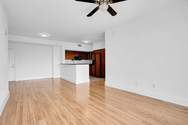 233 S Federal Highway 623, Boca Raton, FL 33432