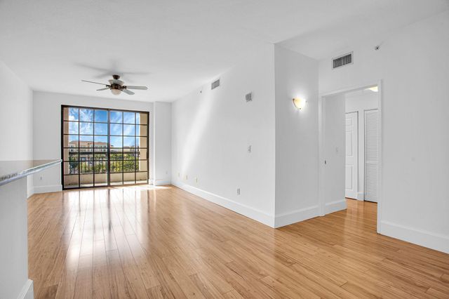 233 S Federal Highway 623, Boca Raton, FL 33432