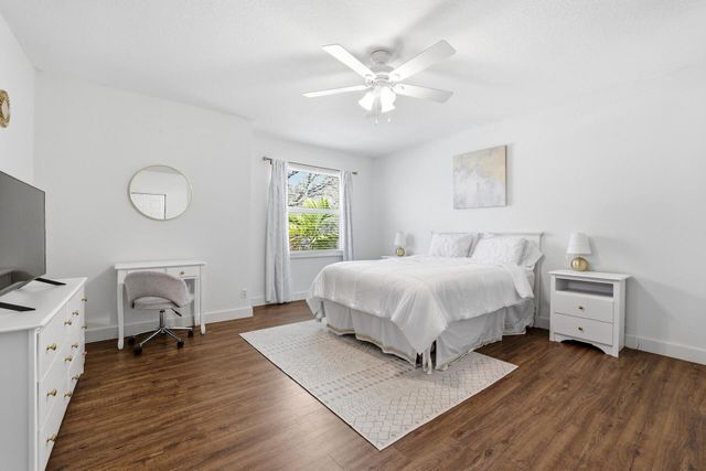 13408 Georgian Court, Wellington, FL 33414