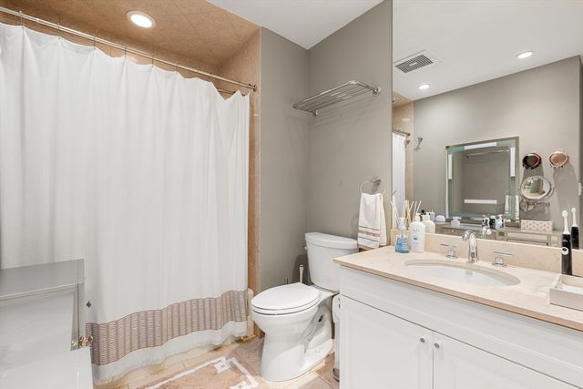 1 Huntington Ave 302, Boston, MA 02116