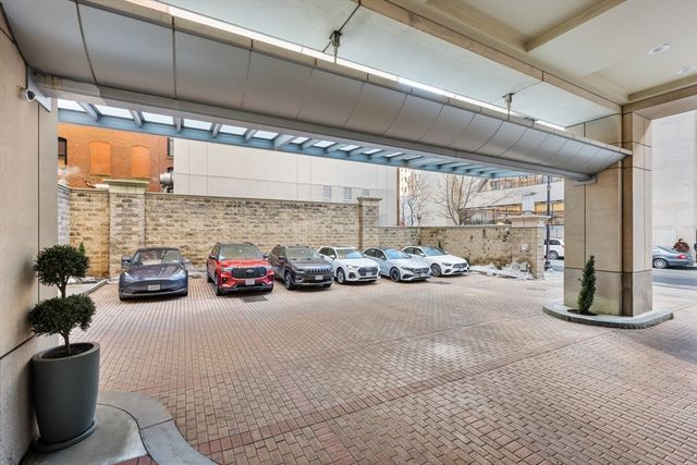 1 Huntington Ave 302, Boston, MA 02116