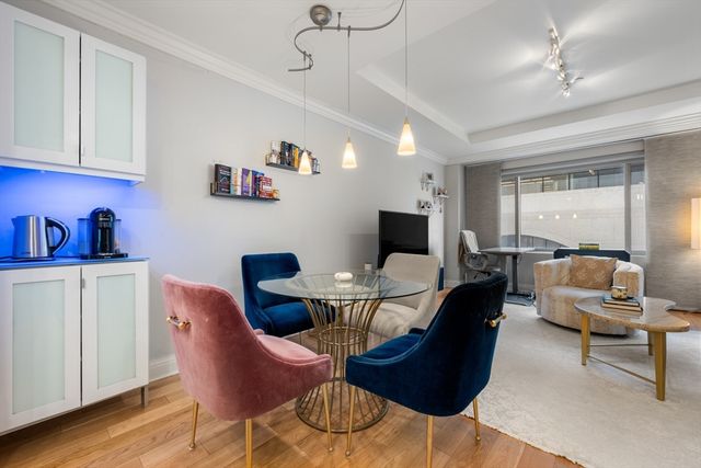 1 Huntington Ave 302, Boston, MA 02116