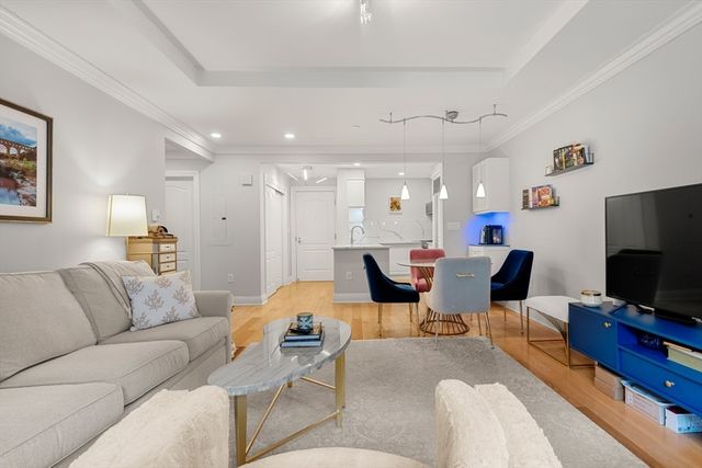 1 Huntington Ave 302, Boston, MA 02116