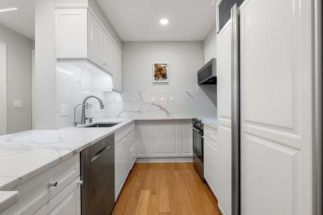 1 Huntington Ave 302, Boston, MA 02116