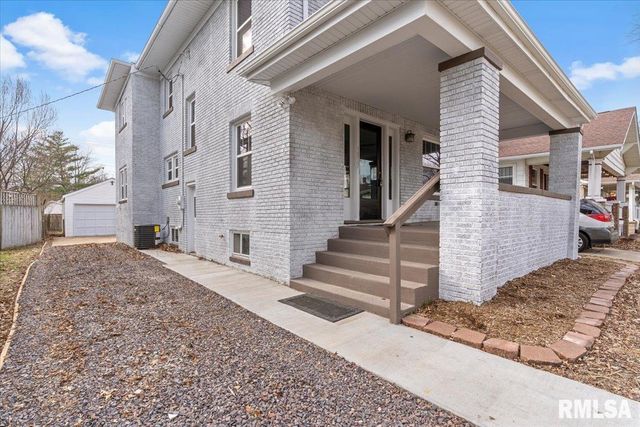 1817 WHITTIER Avenue, Springfield, IL 62704