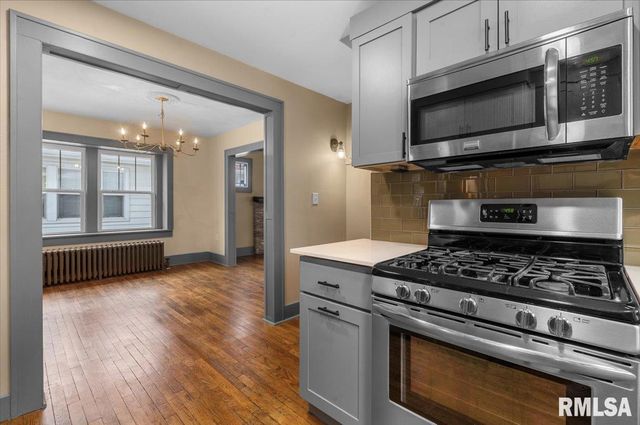 1817 WHITTIER Avenue, Springfield, IL 62704