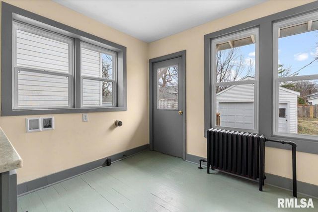 1817 WHITTIER Avenue, Springfield, IL 62704