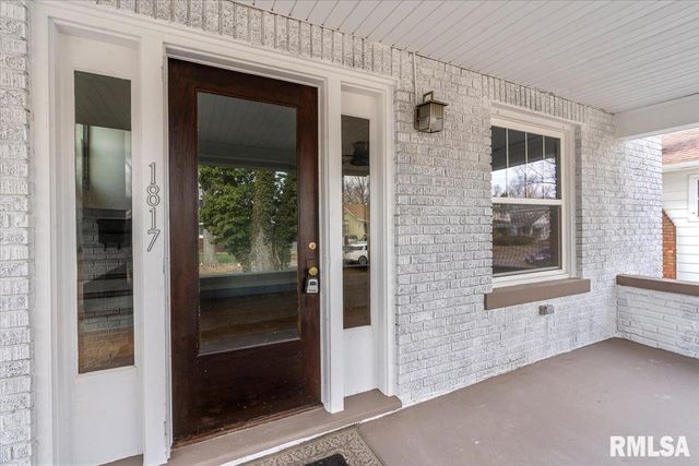 1817 WHITTIER Avenue, Springfield, IL 62704