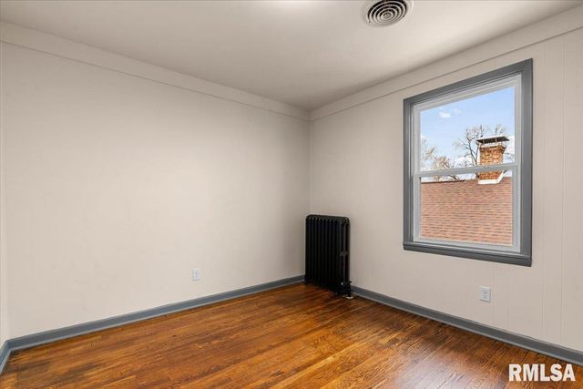 1817 WHITTIER Avenue, Springfield, IL 62704