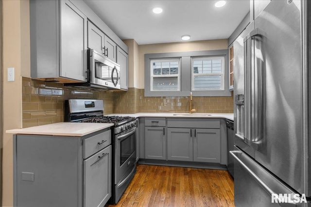 1817 WHITTIER Avenue, Springfield, IL 62704