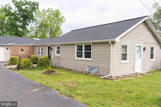 1606 N LINE ST, Lansdale, PA 19446