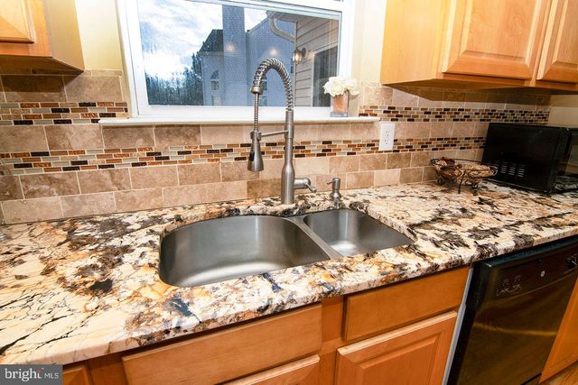 2 GOSLING COURT, Sicklerville, NJ 08081