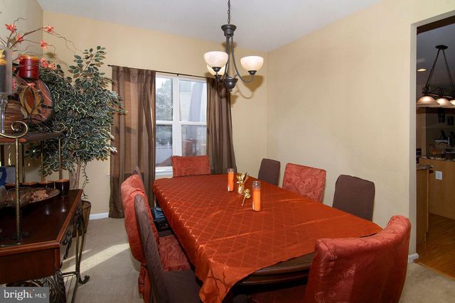 2 GOSLING COURT, Sicklerville, NJ 08081