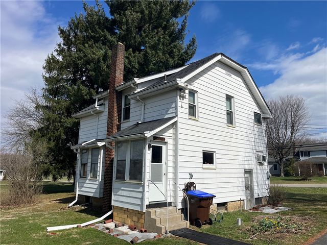 2411 Mill Bridge Rd, Slippery Rock Twp, PA 16101