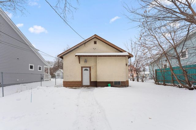 422 Logan Avenue N, Minneapolis, MN 55405