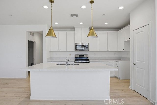 3719 Santa Ynez Court, Rosamond, CA 93560