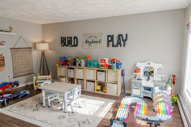 10 Rowe Drive, Fremont, NH 03044