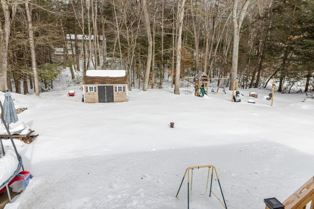 10 Rowe Drive, Fremont, NH 03044