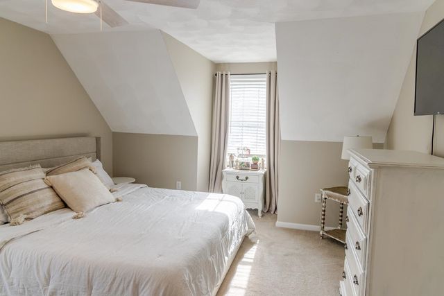 10 Rowe Drive, Fremont, NH 03044