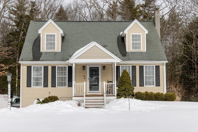 10 Rowe Drive, Fremont, NH 03044