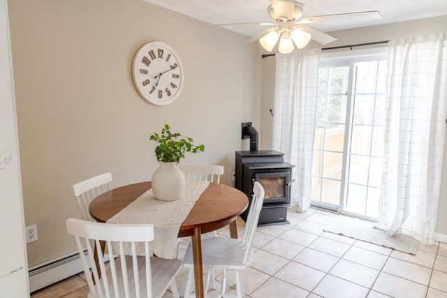 10 Rowe Drive, Fremont, NH 03044