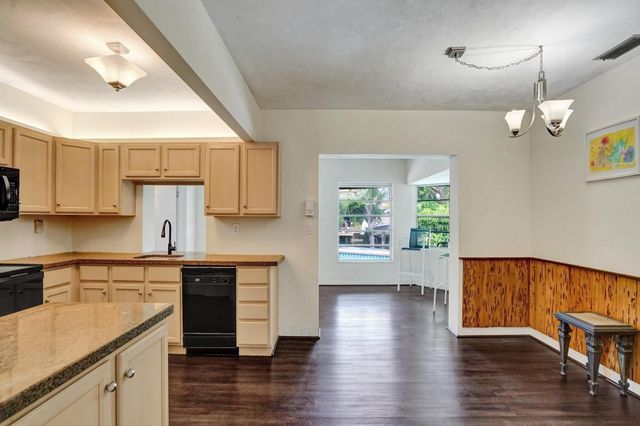 1801 NE 23rd Ave, Fort Lauderdale, FL 33305