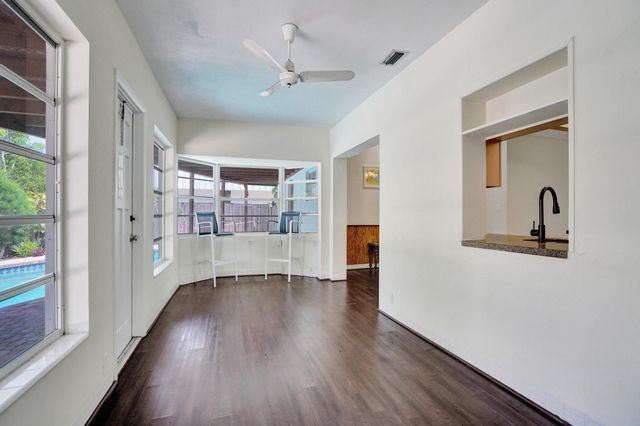 1801 NE 23rd Ave, Fort Lauderdale, FL 33305