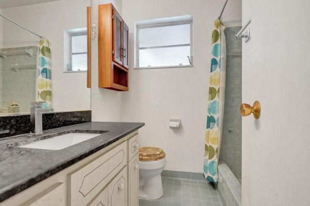 1801 NE 23rd Ave, Fort Lauderdale, FL 33305