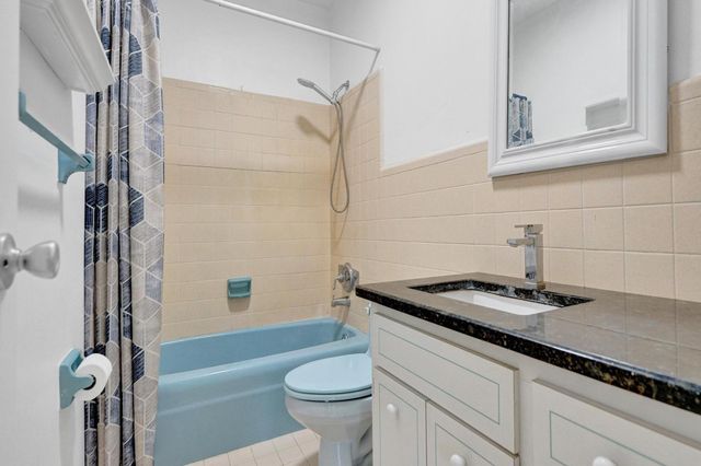 1801 NE 23rd Ave, Fort Lauderdale, FL 33305