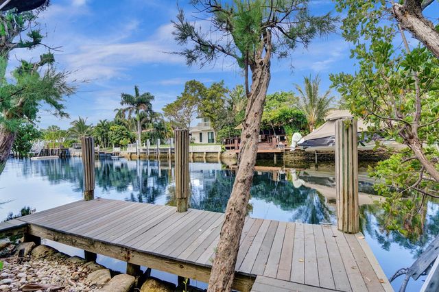 1801 NE 23rd Ave, Fort Lauderdale, FL 33305