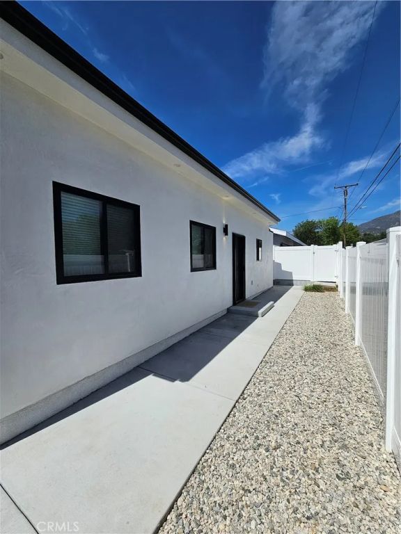 2581 Windsor Avenue, Altadena, CA 91001