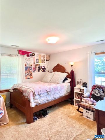 1410 STEVENS COVE RD, Lovingston, VA 22949