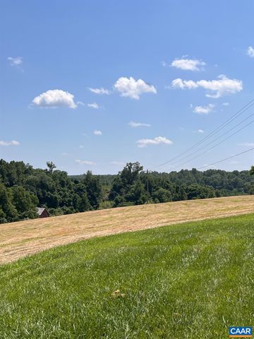 1410 STEVENS COVE RD, Lovingston, VA 22949