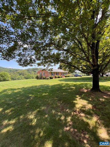 1410 STEVENS COVE RD, Lovingston, VA 22949