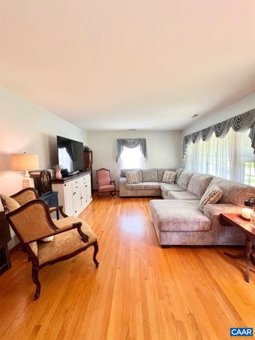 1410 STEVENS COVE RD, Lovingston, VA 22949