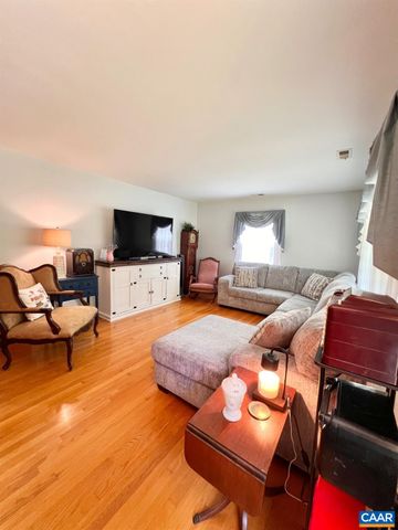 1410 STEVENS COVE RD, Lovingston, VA 22949